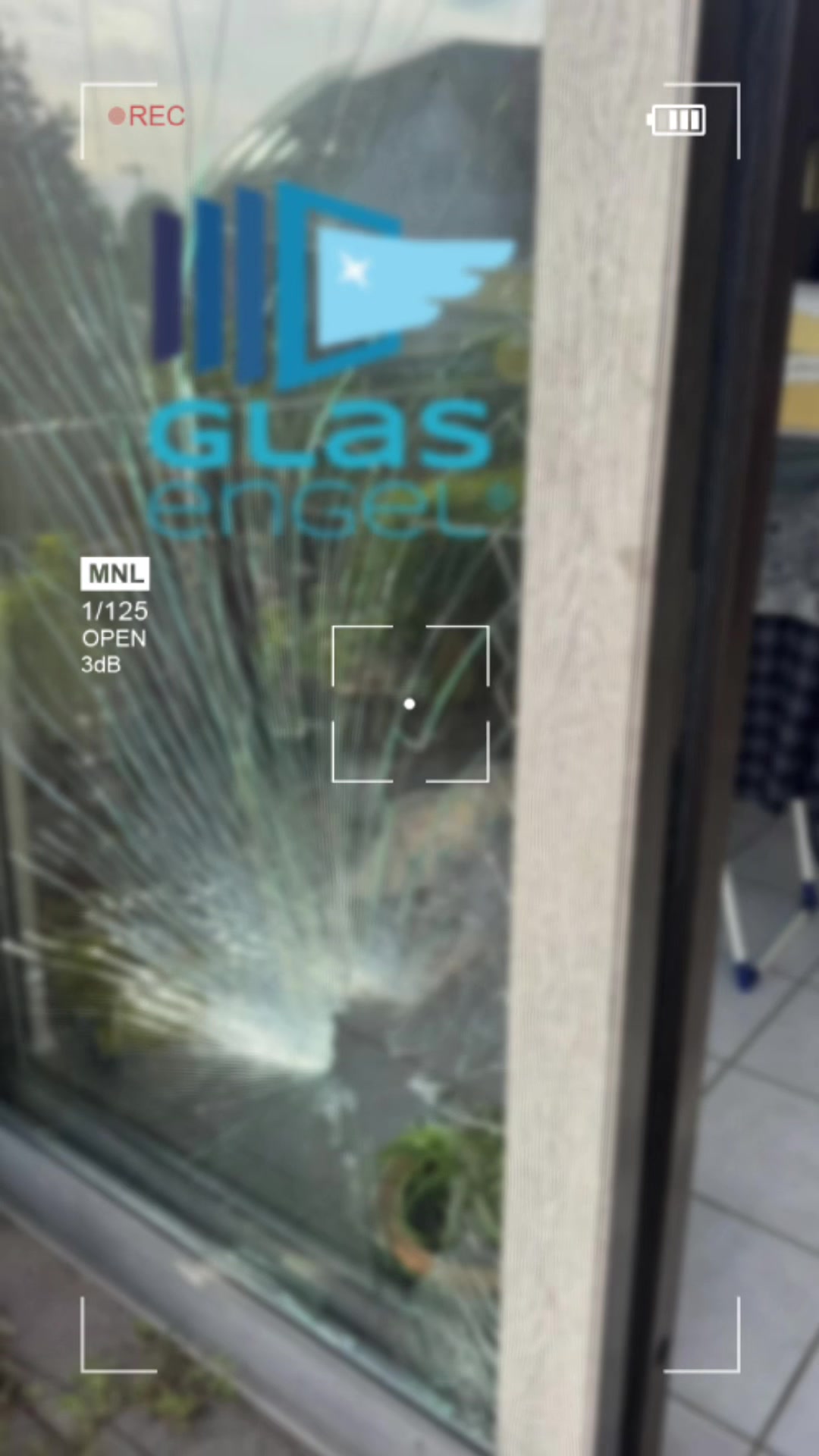Glasnotdienst nach Unfallschaden in Euskirchen - Düren